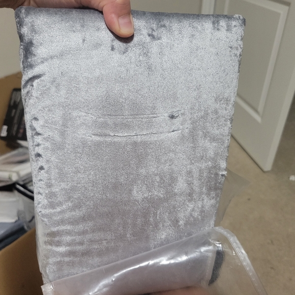 Olivia and Oliver Window Panel - Picture 7 of 10